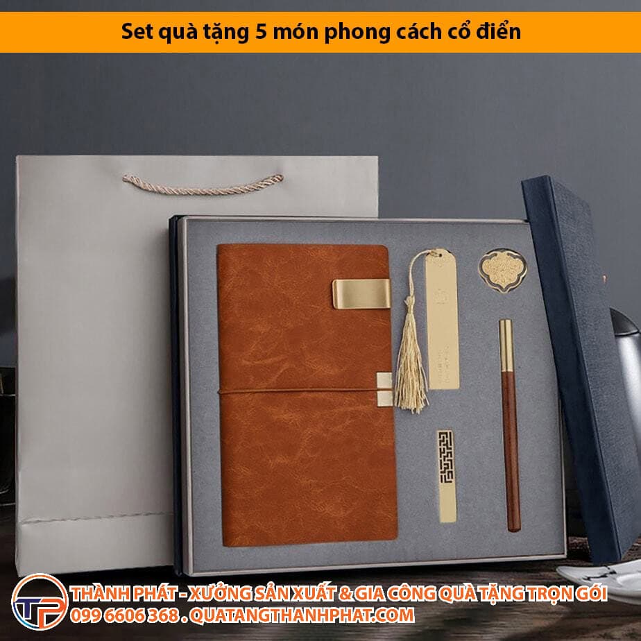 set-qua-tang-5-mon-phong-cach-co-dien