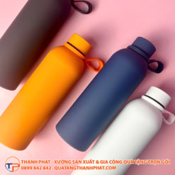 Binh giu nhiet nong lanh quai cao su cao cap