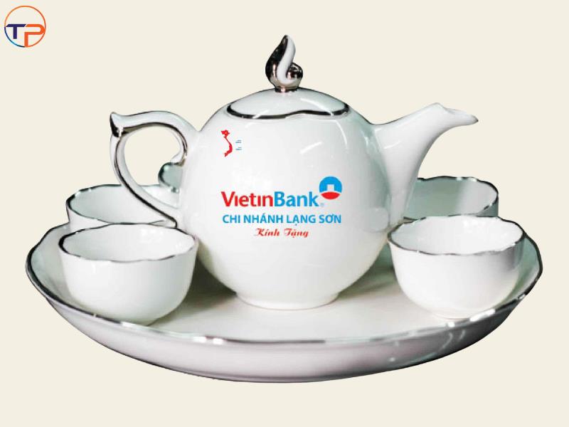 Bộ ấm chén làm quà tặng