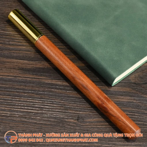 Bút ký classic gỗ thơm cao cấp - ảnh 3