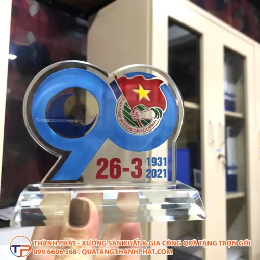 Biểu trưng vinh danh sự kiện sang trọng - ảnh 2