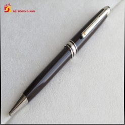 Bút ký kỵ sĩ ánh kim montblanc