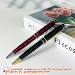 Bút Bi Red Silver BK02