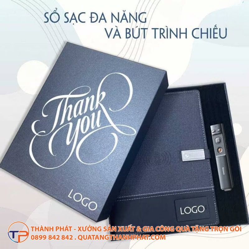 Bộ Quà Tặng Personality: Sổ Sạc Đa Năng Và Bút Trình Chiếu 16 Bo qua tang personality so sac da nang va but trinh chieu sang trong