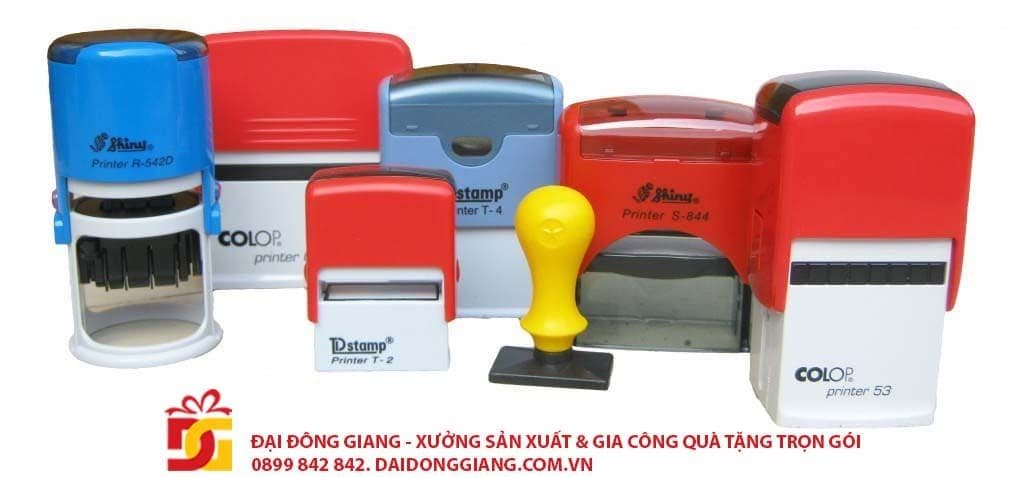 Chọn quà tặng doanh nghiệp ngành bất động sản độc đáo, ấn tượng