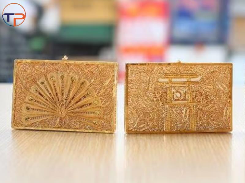 Hộp đựng danh thiếp mạ vàng