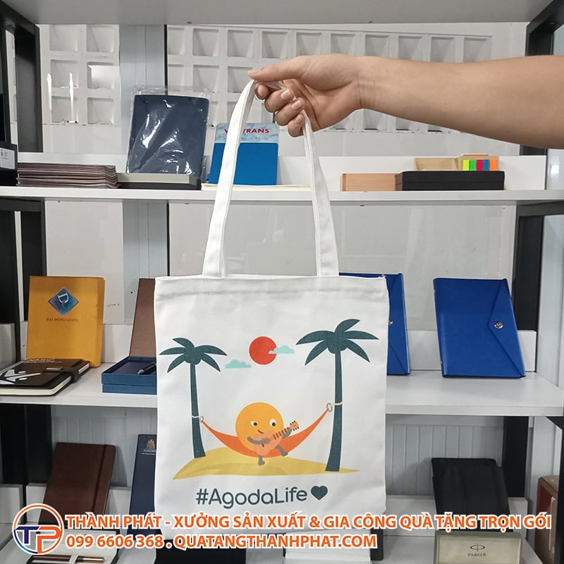 Tui vai bo canvas lam qua tang