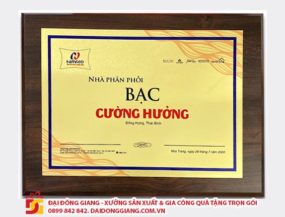 Bảng vinh danh là sự ghi nhận đóng góp của nhân viên đối với công ty