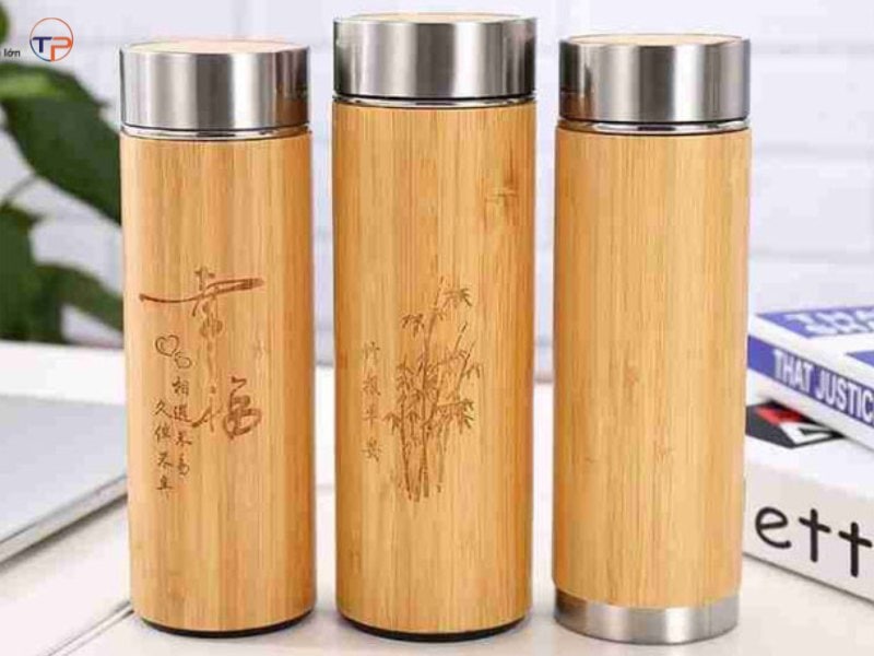 Binh giu nhiet vo go