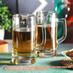 Ly thuy tinh ong cao in logo thoi trang