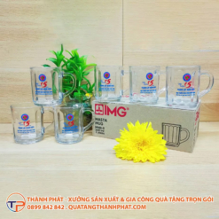 Ly thủy tinh quai vòng in logo LT05