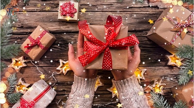 Doanh nghiep co nen tang qua noel