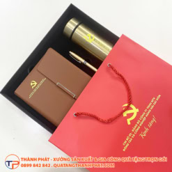 Bộ Quà Tặng Chi Bộ Đảng Bộ Gs82 17 Set qua chi bo dang bo gia si