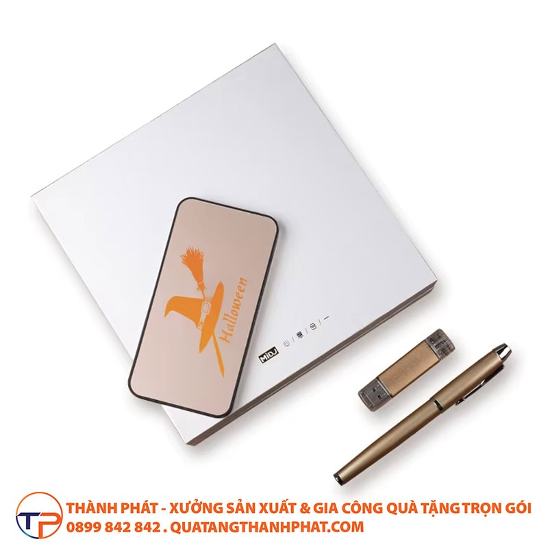 Bộ Quà Tặng Khuyến Mãi Sang Trọng Với Biểu Tượng Đèn Led Chiếu Sáng Gs88 12 Bộ quà tặng khuyến mãi sang trọng với biểu tượng đèn led chiếu sáng gs88 - ảnh 4
