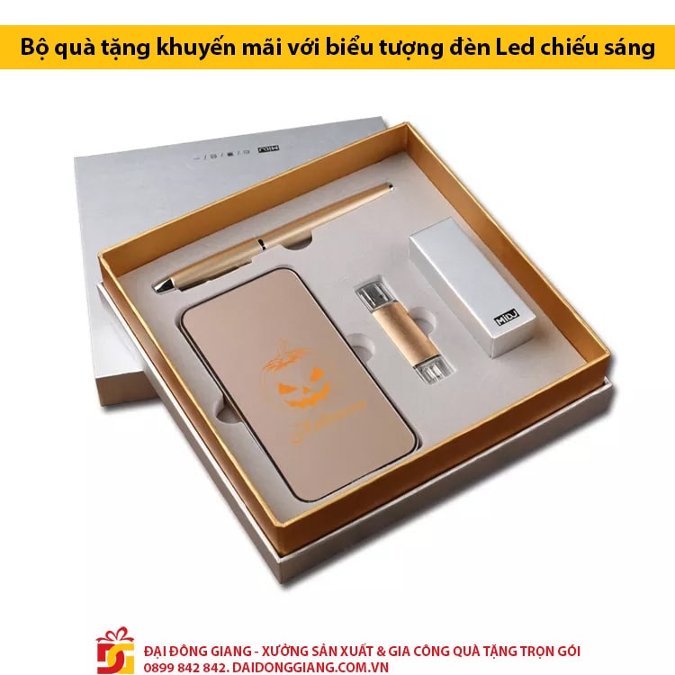 Bộ quà tặng khuyến mãi với biểu tượng đèn led chiếu sáng