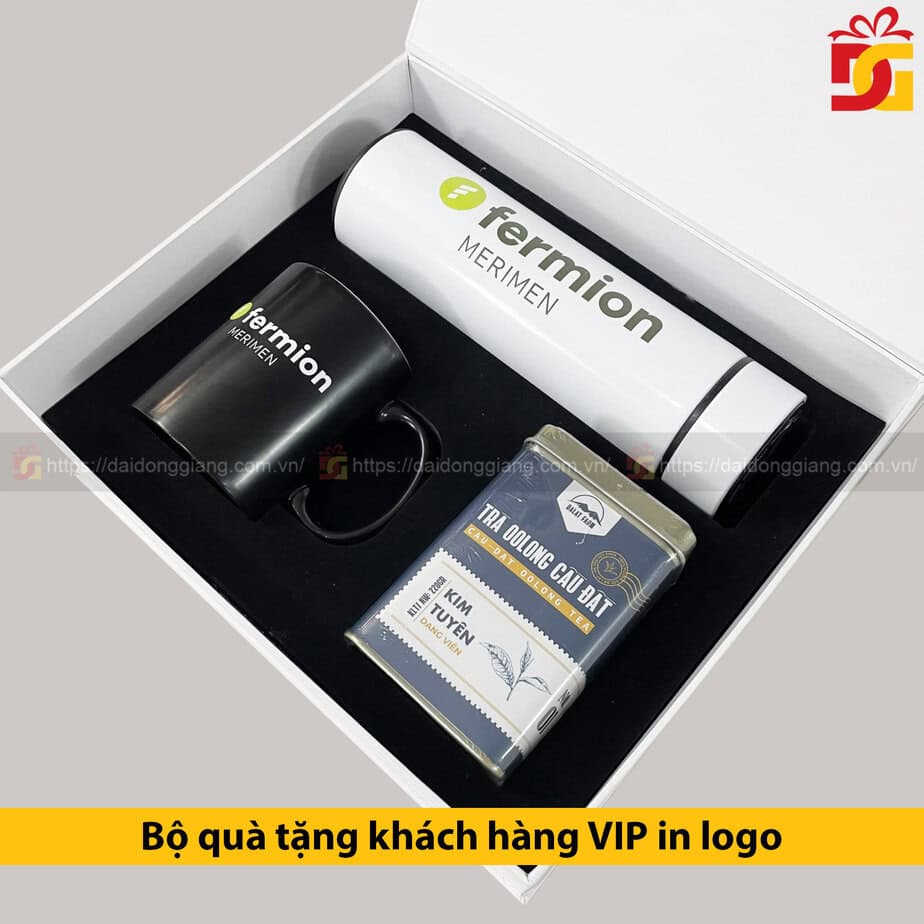 Bộ quà tặng khách hàng vip in logo