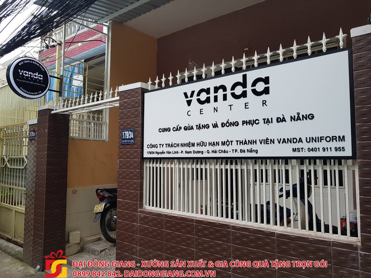 Công ty vanda center