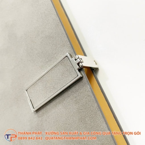 Sổ tay bìa còng móc cài - ảnh 4