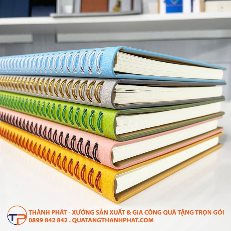 Sổ Tay Lò Xo Bìa Cứng 12 Sổ tay lò xo bìa cứng - ảnh 3
