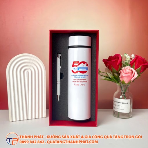 Bộ quà tặng bình giữ nhiệt + bút ký gs137