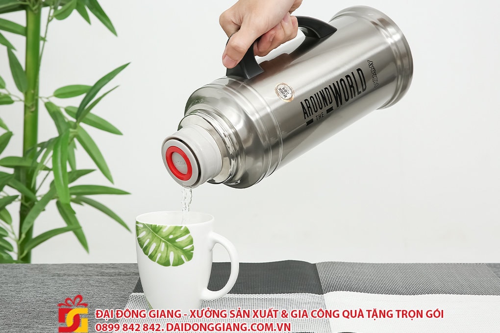 Binh giu nhiet inox 2000 ml hommy bt007 1