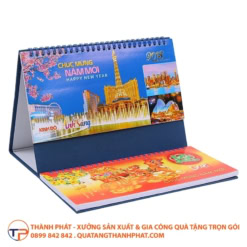 Lịch giấy để bàn chữ M