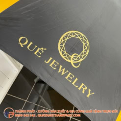 Du thang can cong 8 keo in logo trending