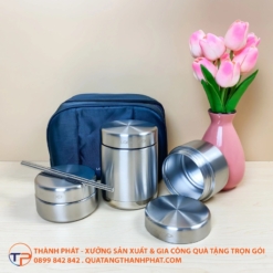 Hop dung com mau power thoi trang