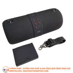 Loa bluetooth du lich chong nuoc remax tien dung 1