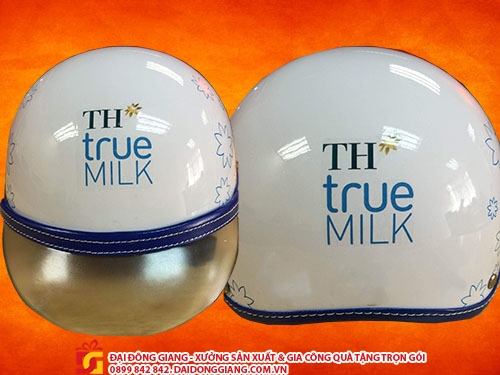 Mũ bảo hiểm in logo th true milk