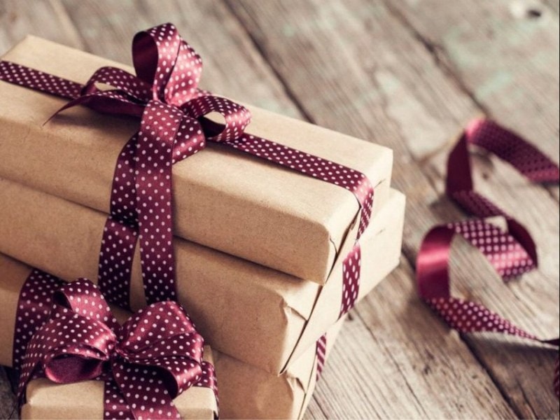 In Hộp Quà Tặng: Lợi Ích Và Top Mẫu Thiết Kế Đẹp, Độc Đáo 12 In hop qua tang theo tieu chi nao