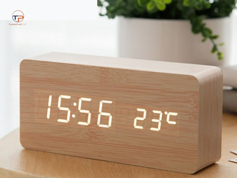 Top 10+ Quà Tặng Doanh Nghiệp Ngành Ngân Hàng, Bảo Hiểm Ý Nghĩa 23 Dong ho de ban