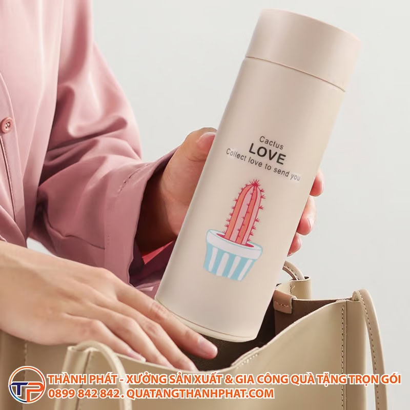 Top Quà Tặng Doanh Nghiệp Bảo Vệ Da &Amp; Đồ Dùng Đi Biển &Quot;Hot&Quot; Nhất Mùa Hè 28 Binh thuy tinh xuong rong boc nhua tien loi