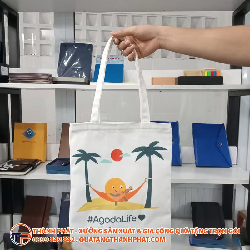 Set Quà Tặng Khách Hàng Lbt 01 18 Set qua tang khach hang chat luong tot