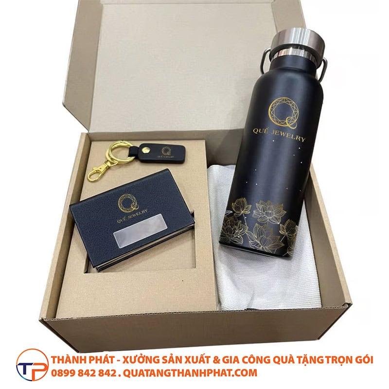 Set qua tang nhan vien cao cap gia si