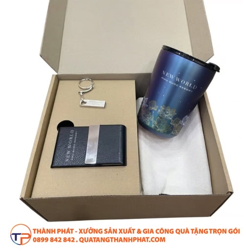 Set quà tặng nhân viên mới lnut 01