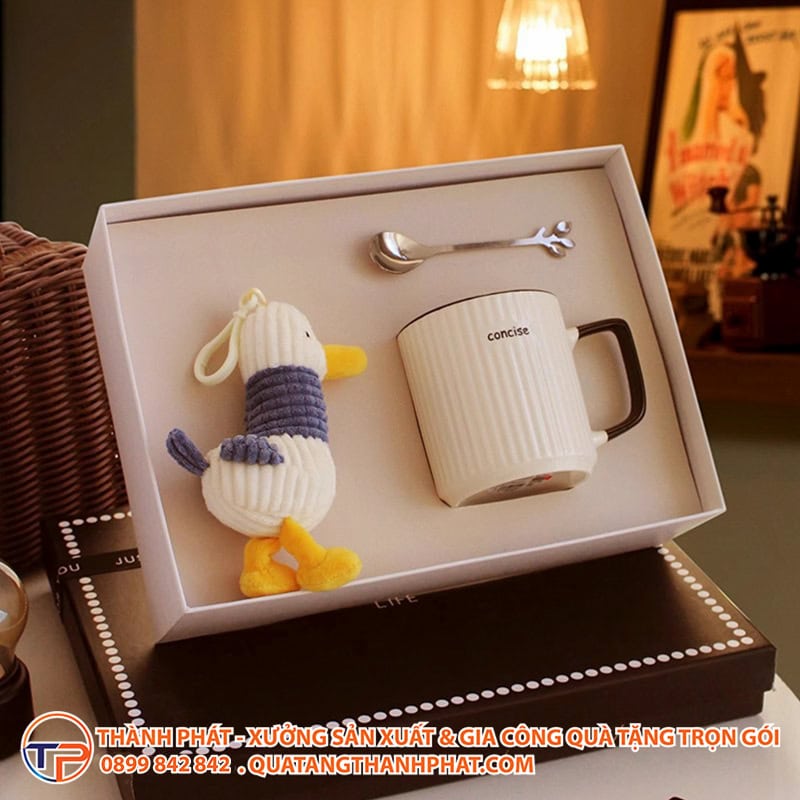 Bo qua tang van phong elegant gift y nghia