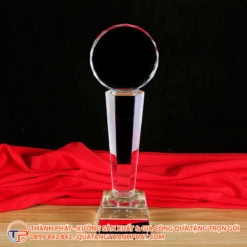 Cup ky niem cuong hinh huong duong cao cap