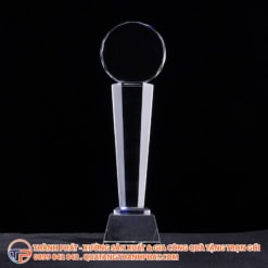 Cup ky niem cuong hinh huong duong gia si