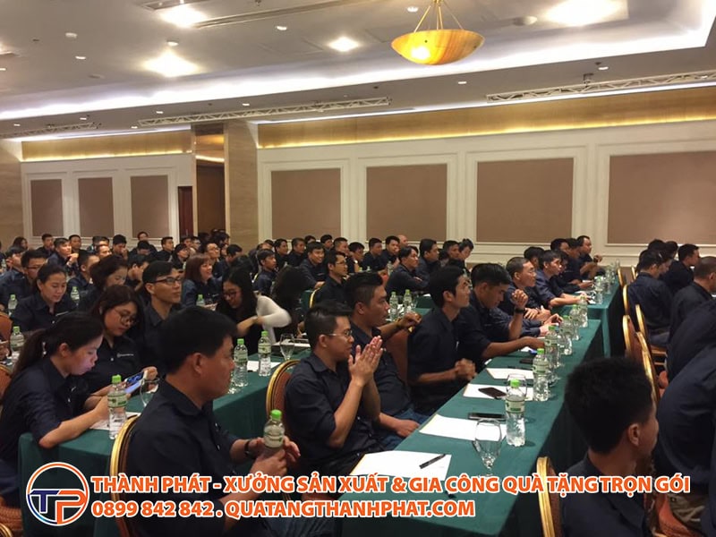 Trọn Bộ Mẫu Phát Biểu Hội Nghị Khách Hàng Hay Và Ấn Tượng Nhất 12 Hoi nghi khach hang