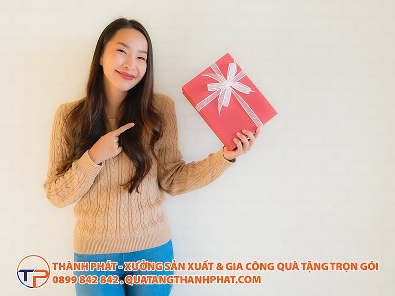 Mau phat bieu cam on khi nhan qua tang