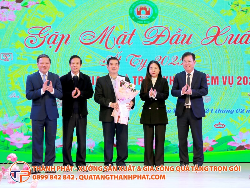 Mau phat bieu gap mat dau xuan cho doanh nghiep