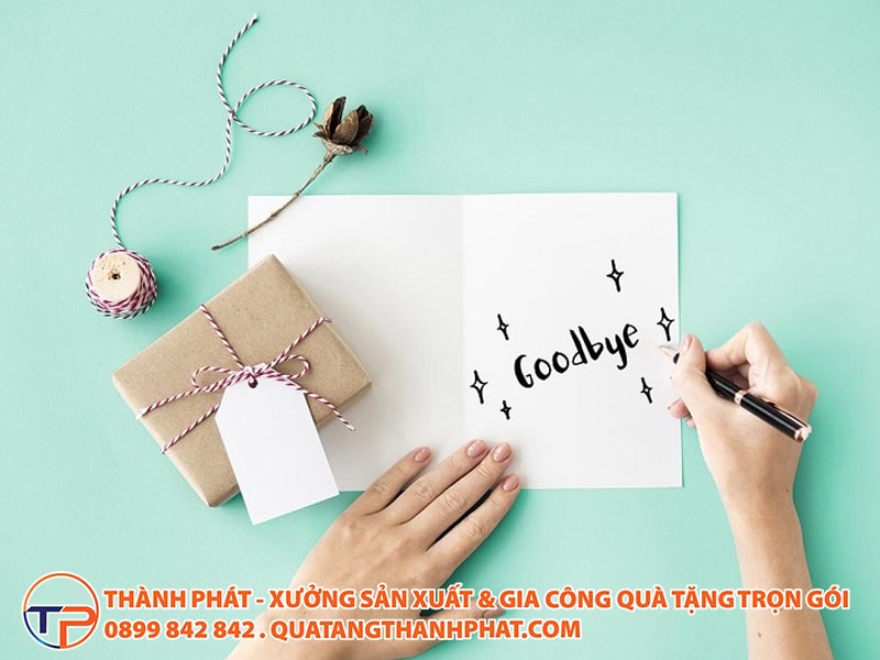 Phat bieu an tuong chia tay ban chap hanh