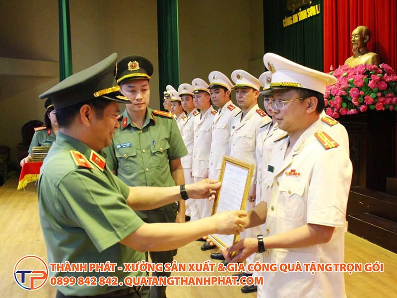 Qua tang thang cap