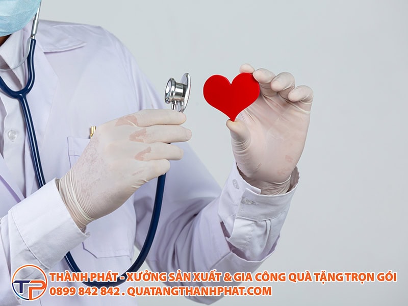 Chuc mung ngay thay thuoc viet nam