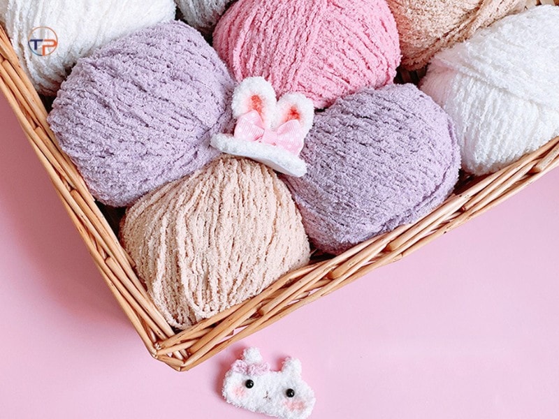 9+ Món Quà Tặng Bằng Len Độc Đáo, Ấn Tượng Nhất 25 Cuộn len trang trí