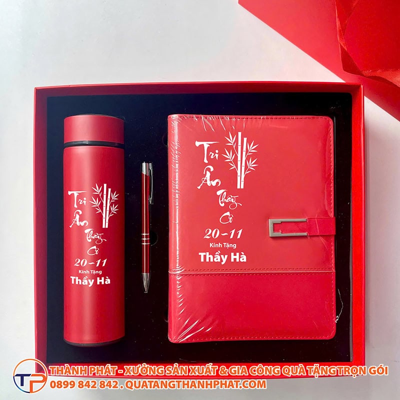 Set qua tang tri an thay co