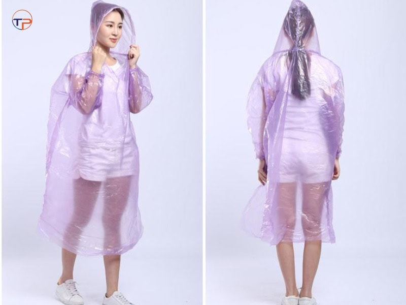 9 Mẫu Áo Mưa In Logo Làm Quà Tặng Đẹp, Thiết Thực 22 Ao mua tien loi