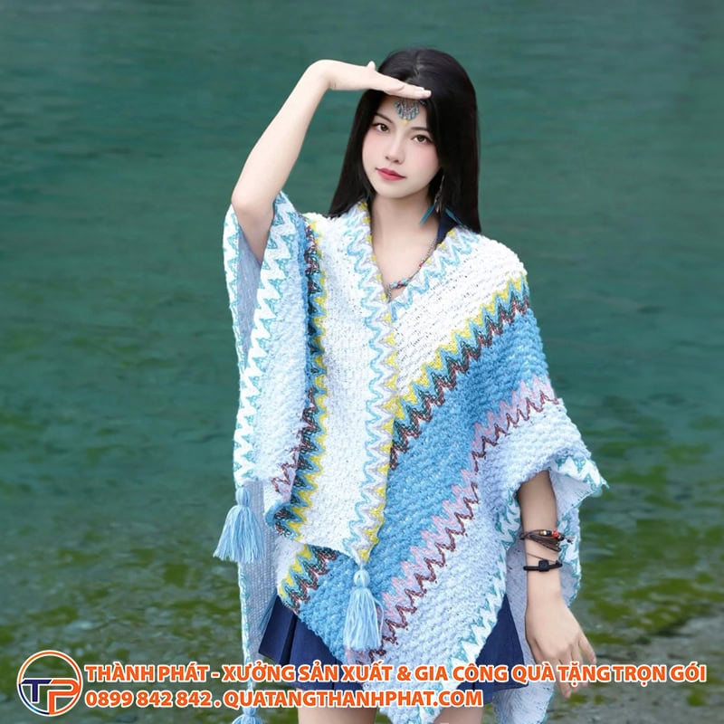 Tổng Hợp Quà Tặng Trang Phục Truyền Thống Cách Điệu Ấn Tượng Nhất 24 Khan choang tho cam cach dieu