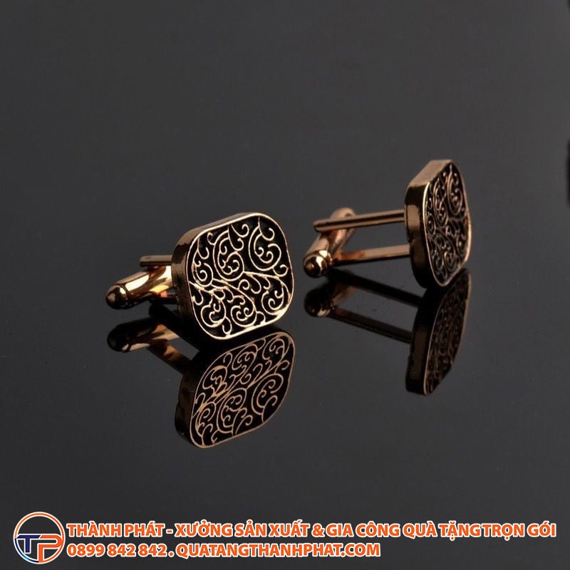 Tổng Hợp Quà Tặng Trang Phục Truyền Thống Cách Điệu Ấn Tượng Nhất 21 Khuy mang set sang trong